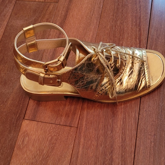 Chanel Gold Mocassin Sandals size 35.5 - Picture 3 of 5